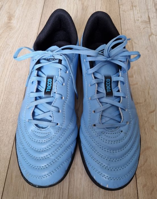 Buty halowe Umbro roz.40,5