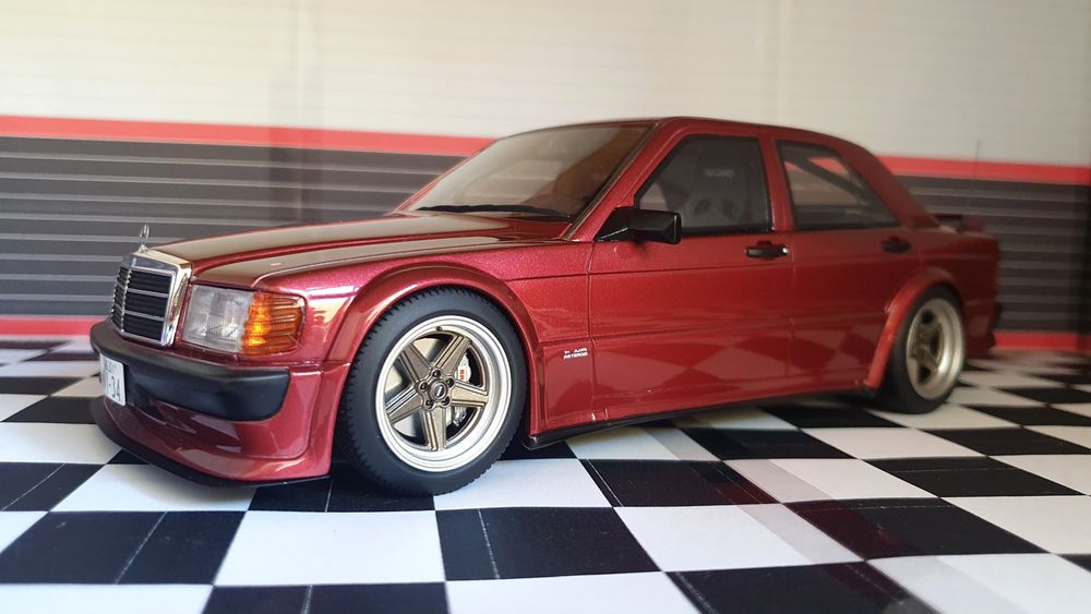 Mercedes 190E 2.5-16 W201 RWB 1:18 Otto models limited edition