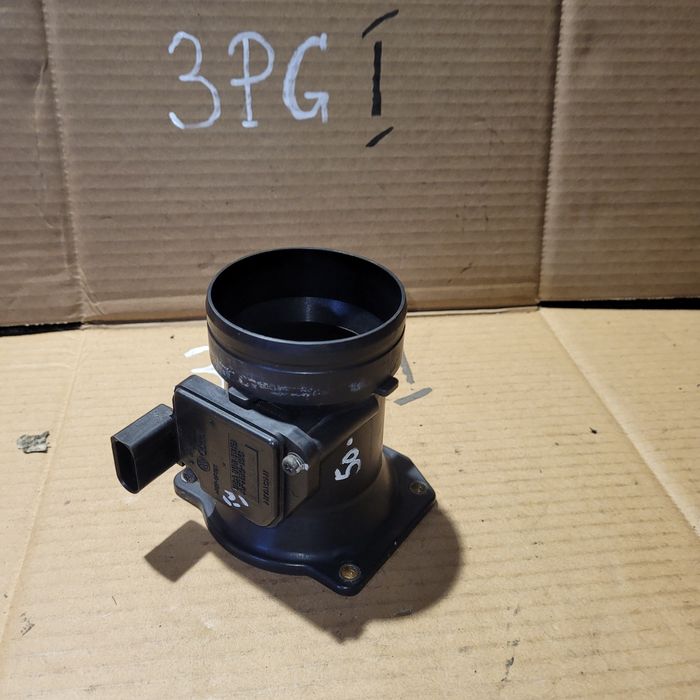 Przepływomierz masowy powietrza Hitachi vw golf IV Audi A3 8L 1.6SR