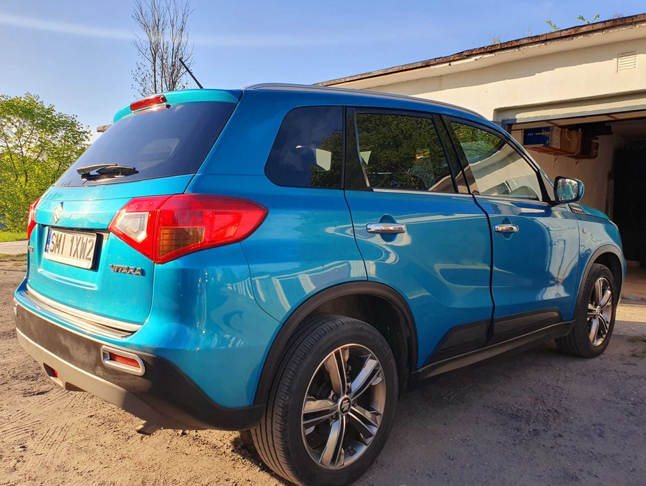 Suzuki Vitara 1.6 Premium POLECAM