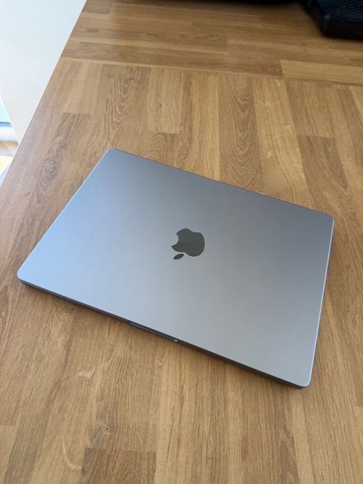 Idealny MacBook Pro 14” 32/1000 GB M2 Pro A2779 SPACE GRAY w idealnym stanie!