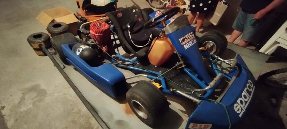 Kart 100 livre + extras