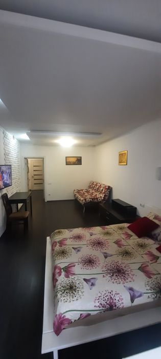 Розкішна 2кім  Центральн парк Університ  4 ліжка є  варіанти