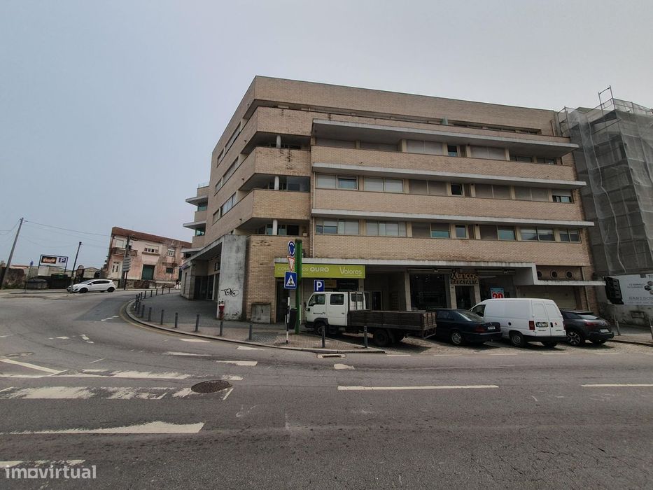 Apartamento em Gondomar, Rio Tinto — Rio Tinto, Porto