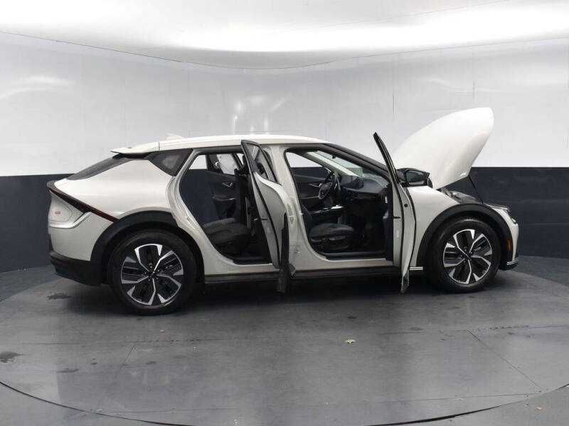 2024   Kia    EV6