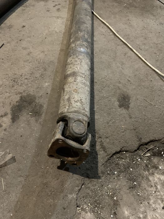 Кардан від москвіч