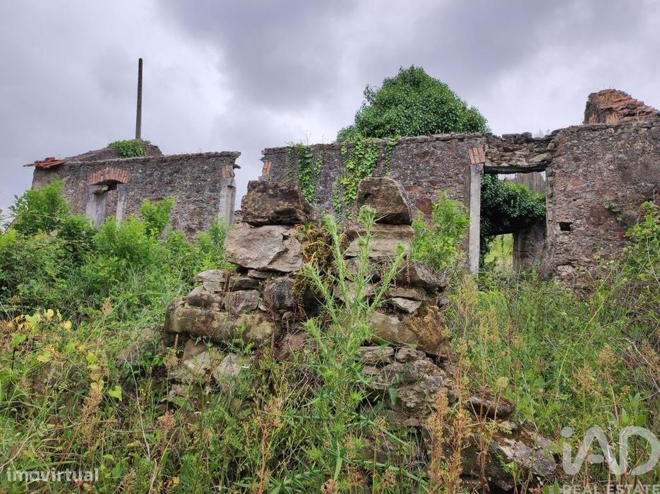 Terreno para construção em Colmeias e Memória de 116,00 m2