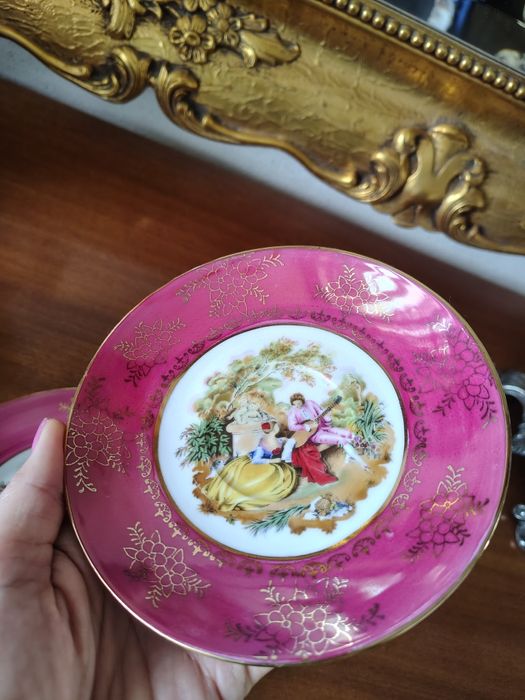 Filiżanki z chińskiej porcelany