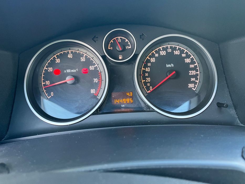Opel Astra Opel Astra 1.6 144000KM LPG Czujniki Klima Książka Serwisowa