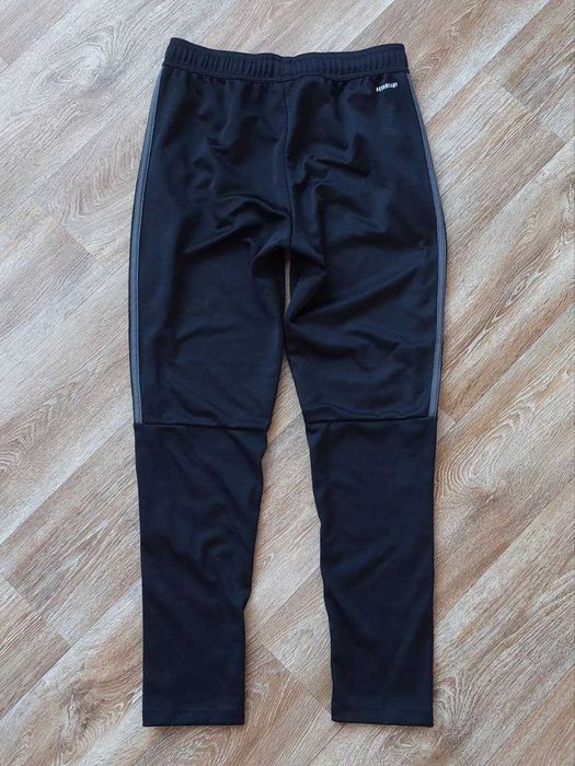 Спортивные штаны Adidas Sereno