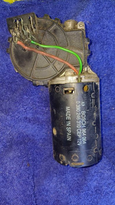 Motores Bosch para limpa vidros e manipulo de limpa vidros