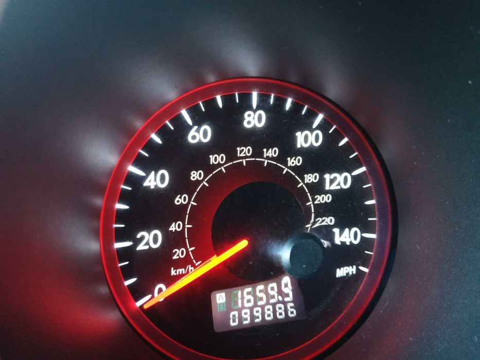 Срочно продам Субару трібека обмін