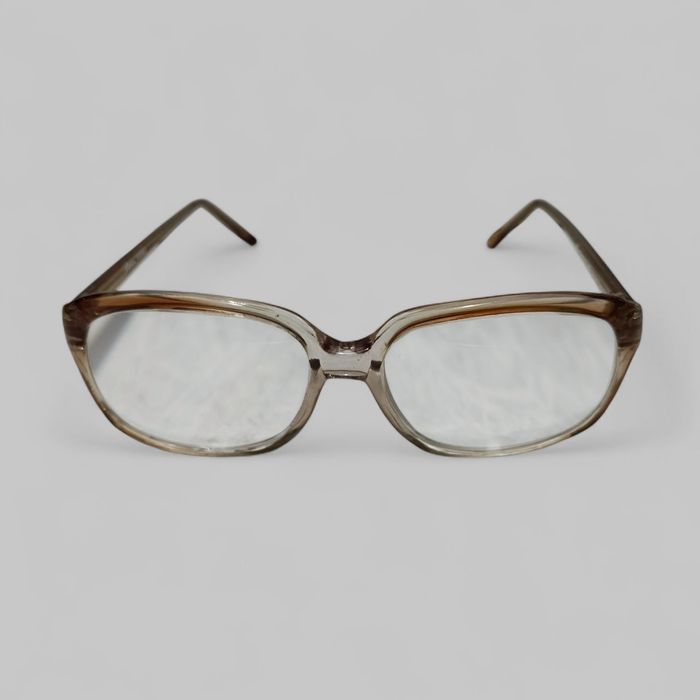 Очки для зрения, стекло