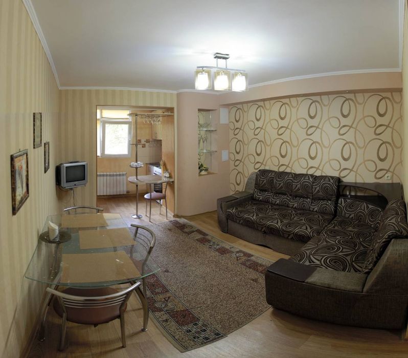 Подобова 2 к. квартира-студія