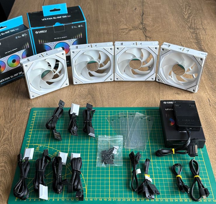 [4 szt.] Wentylatory Lian Li UNI FAN SL-INF 120 RGB white + kontroler