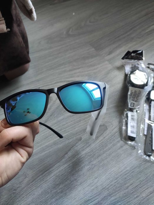 Сонцезахисні окуляри