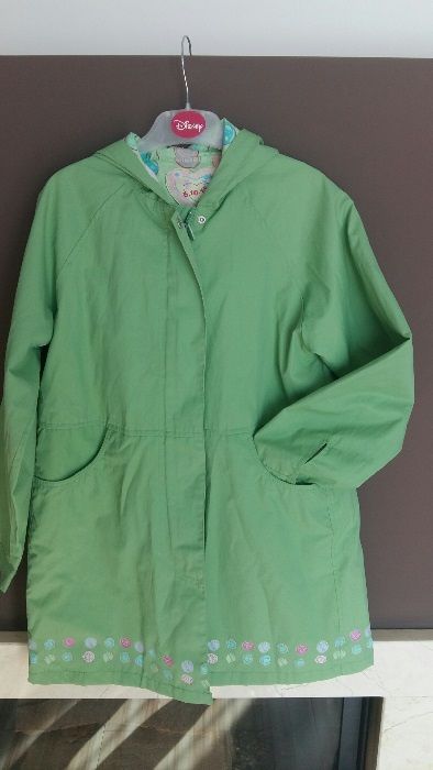 Super płaszczyk dla dziewczynki r.146
