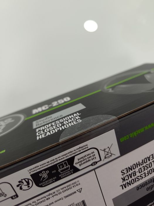 Fones Mackie MC-250 (Novos - selados)