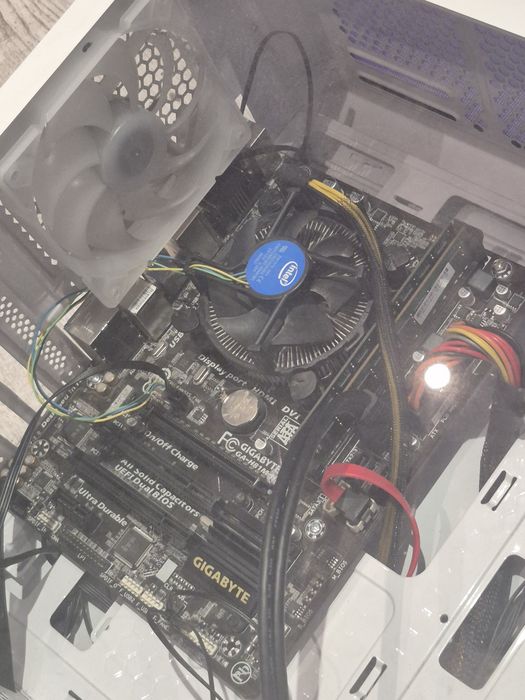 Komputer 16gb RAM DDR3 core i5 4590 | 256GB SSD