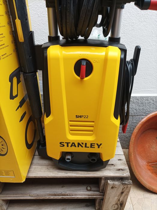 Melhor oferta - Lavadora alta pressão STANLEY
