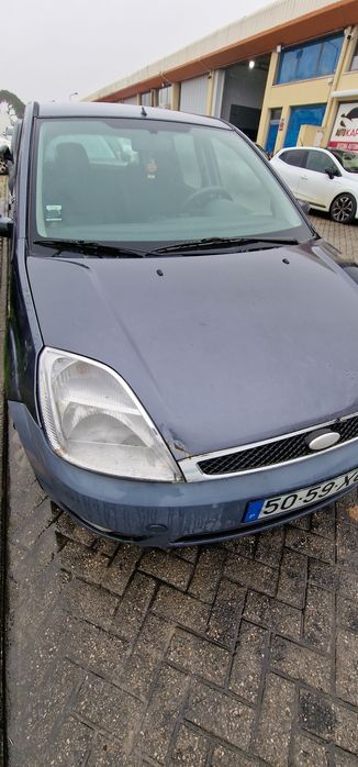Forda Fiesta 2004
