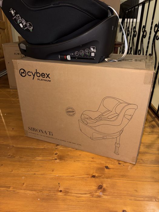 Дятяче автосидіння Cybex