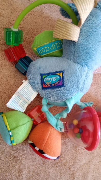 Іграшка для немовлят