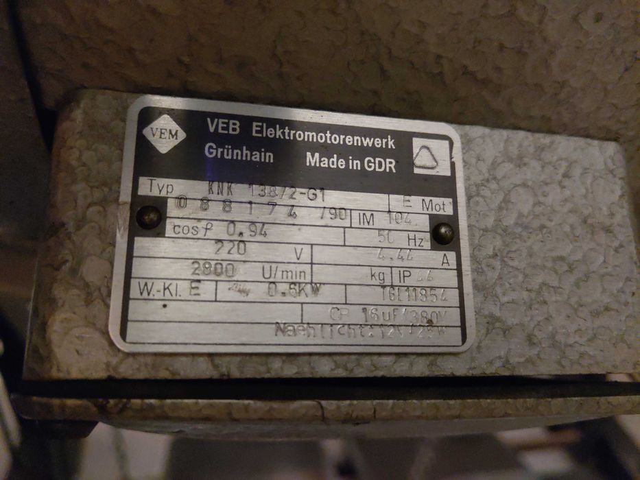 Maszyna dwuigłowa Textima. Mocna