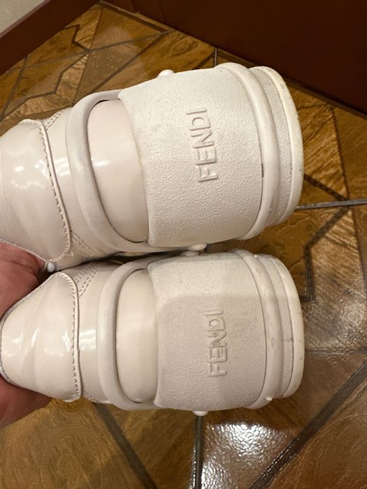 Кросівки жіночі Fendi оригінал розмір 37.5-38
