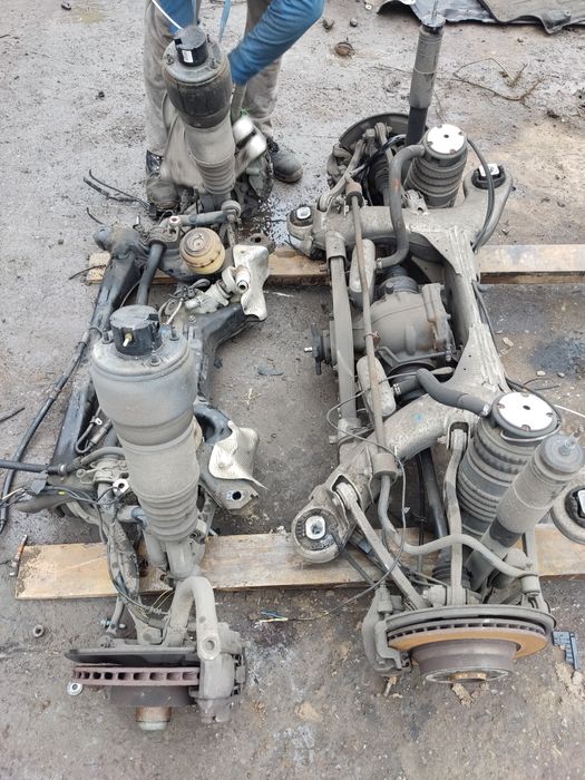 Zawieszenie pneumatyczne Mercedes CLS W219 W211 E-clasa Poduszka Miech