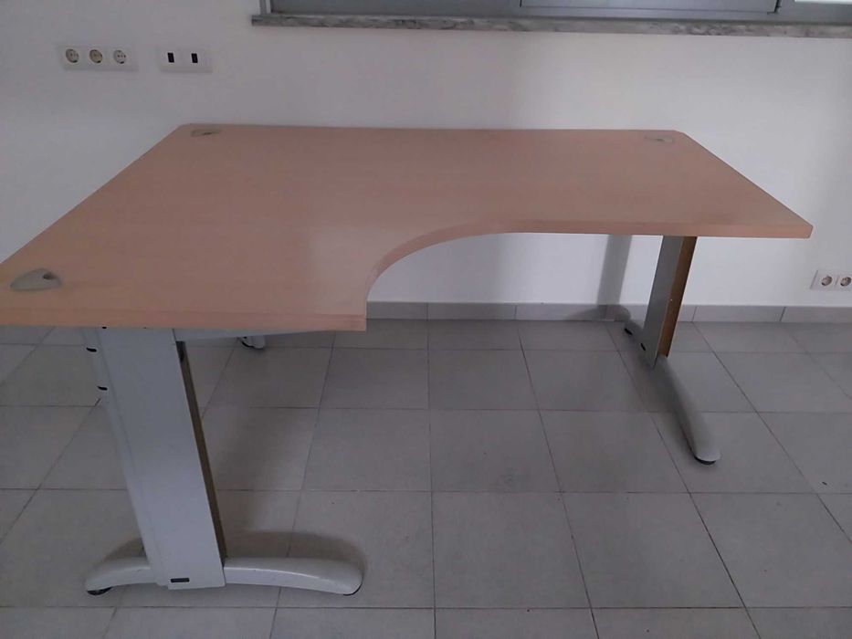 Secretària / escritório