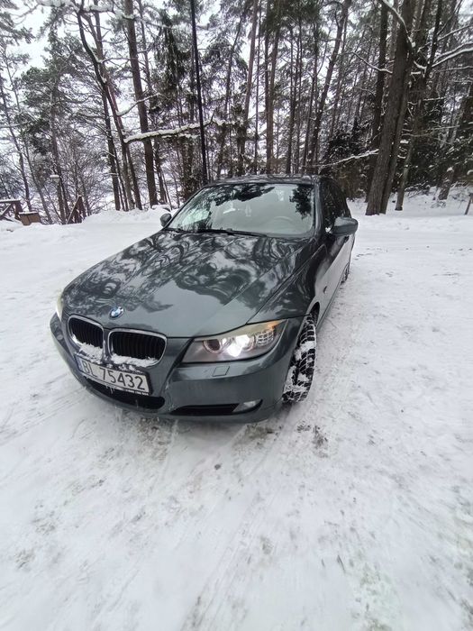 BMW 318i E90 po liftingu