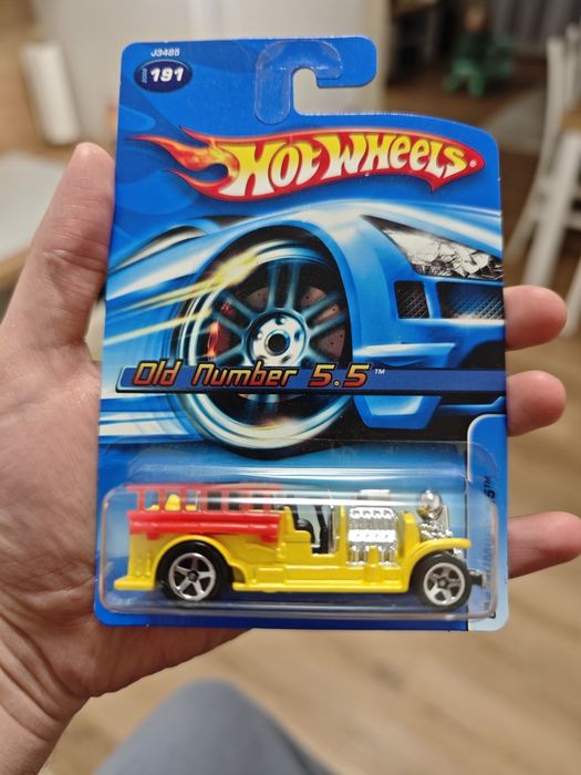 Hot wheels old number 5.5 rocznik 2006