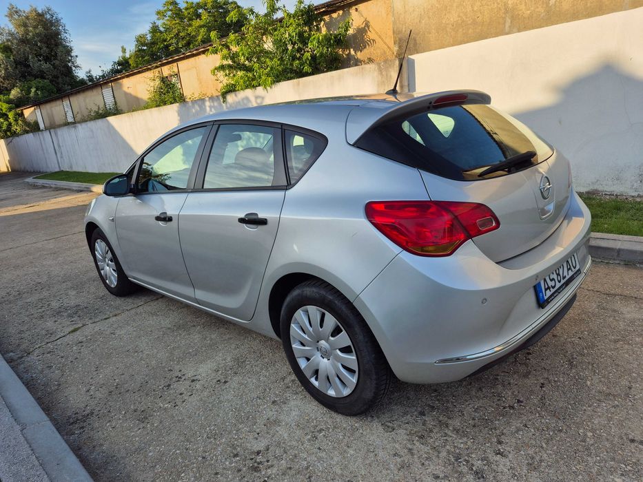 Opel astra J 1.3