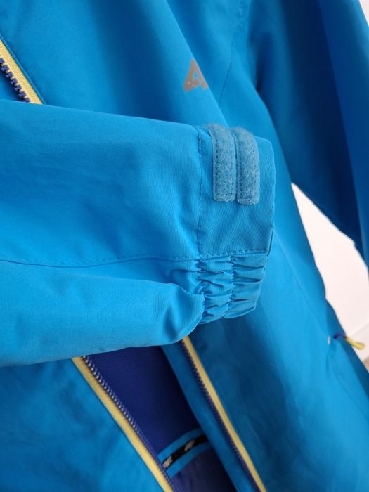 Kurtka damska przeciwdeszczowa 4f