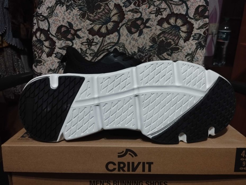 Мужские кроссовки