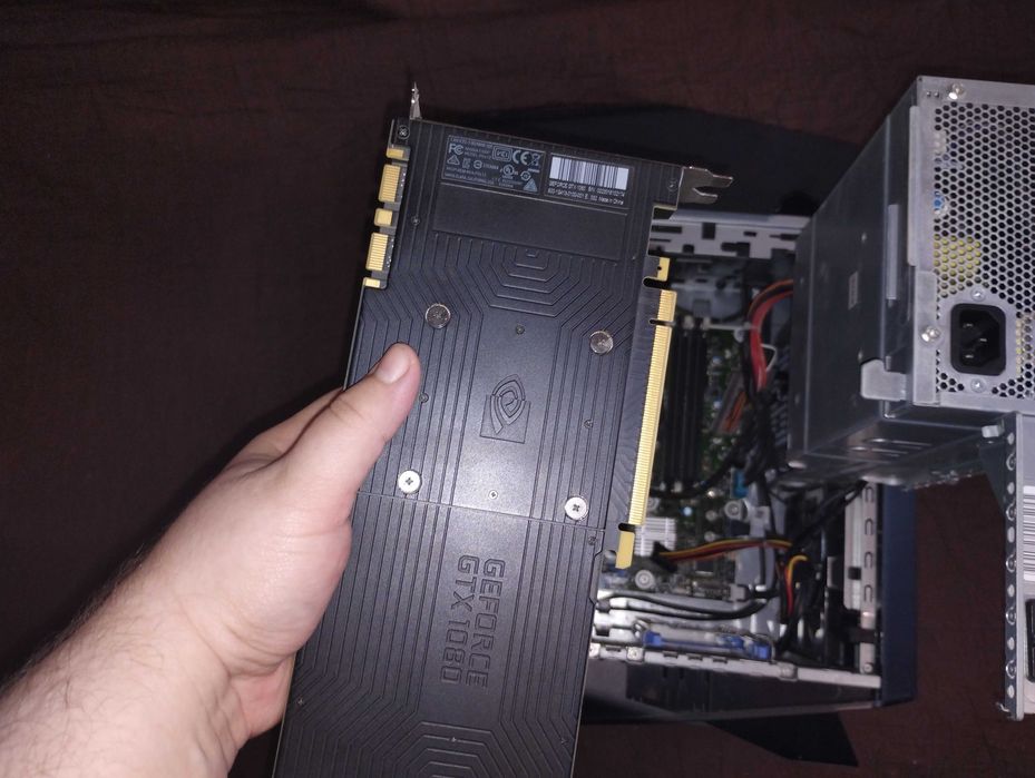 Alienware R5 | GTX 1080 FE | Intel i7-6700 | NVME | WiFi | 460W PSU