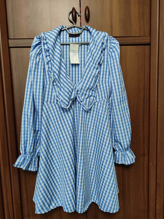 Жіноча літня сукня з широкими рукавами в клітинку