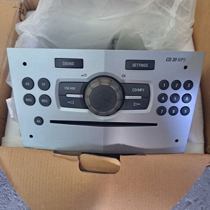 rádio original “CD 30 MP3”  Opel Corsa D 2008