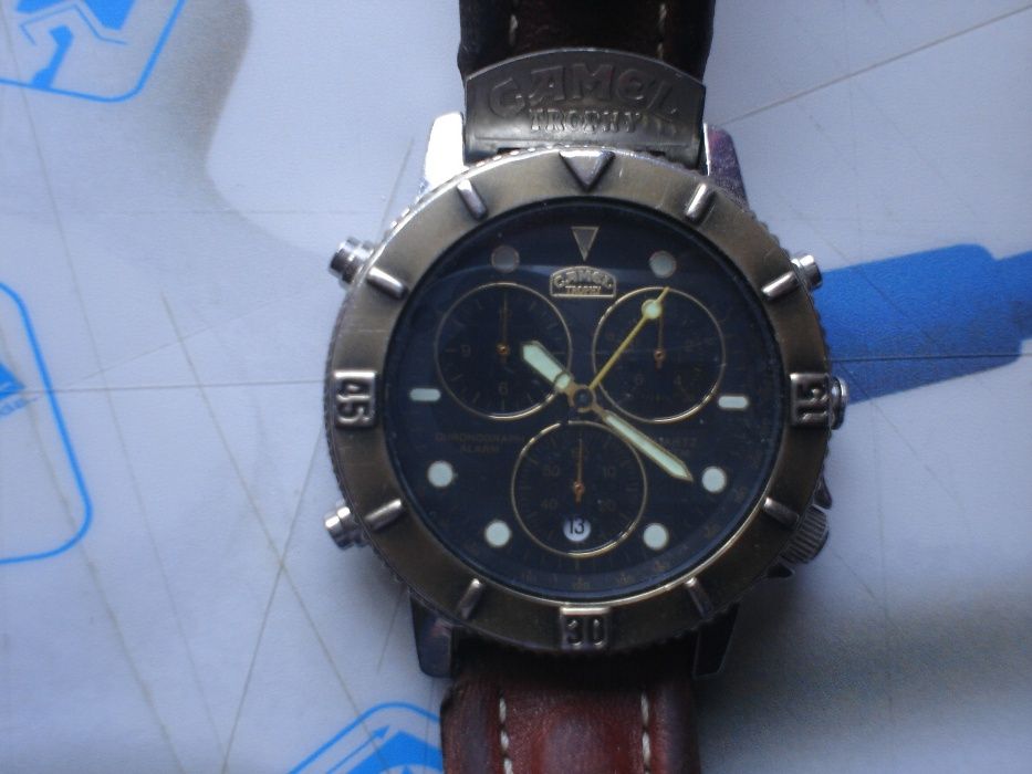 Novo Preço Relógio marca Camel com ponteiros em ouro
