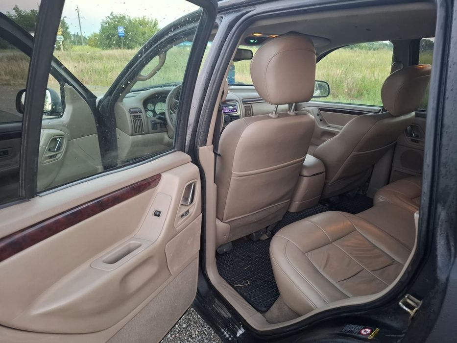 Продам Jeep Cherokee 2002
