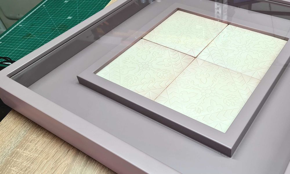 Painel 4 azulejos decorativos com moldura