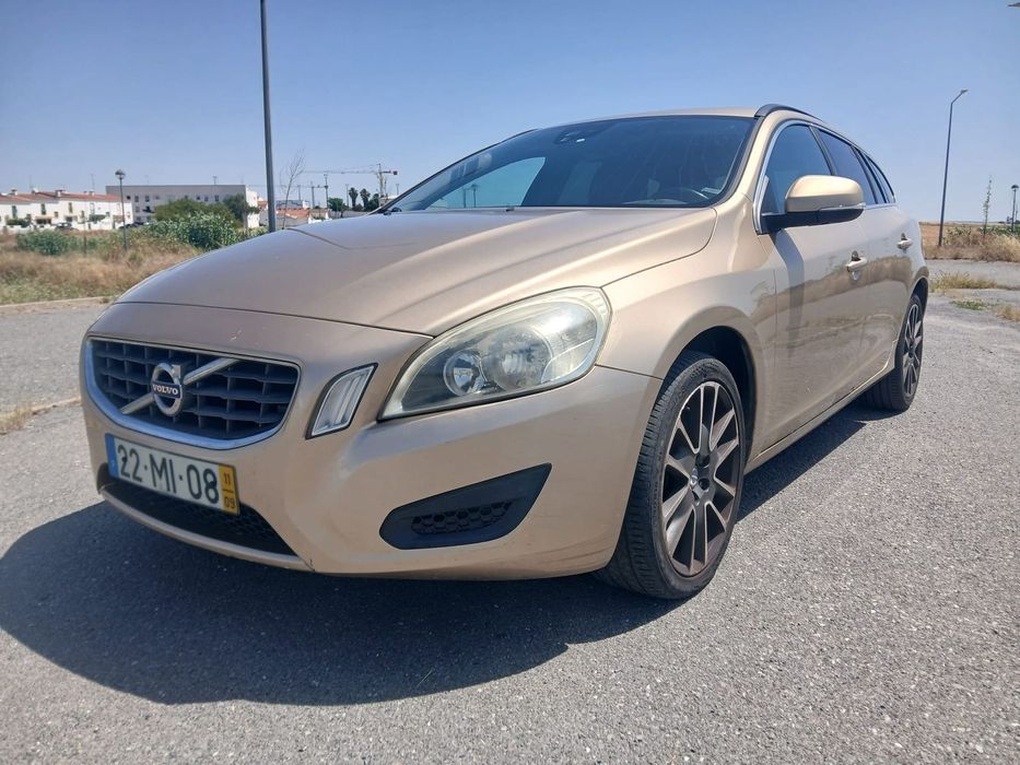 Volvo V60 2.0 D3 Momentum