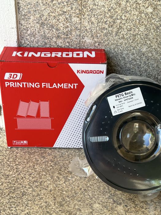 Filamento para 3D Kingroon PETG Basic na cor Prateado Metálico