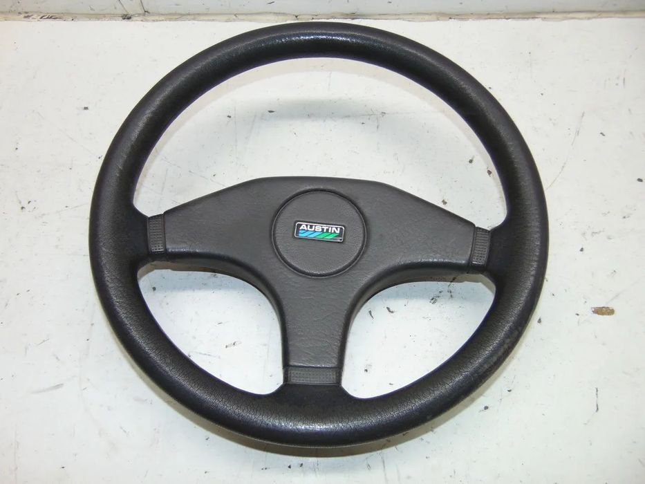 Austin Mini/Maestro outros volante