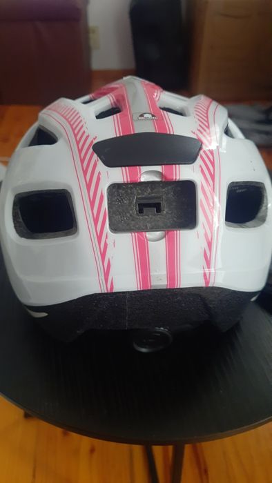 Kask ochronny w bardzo dobrym stanie