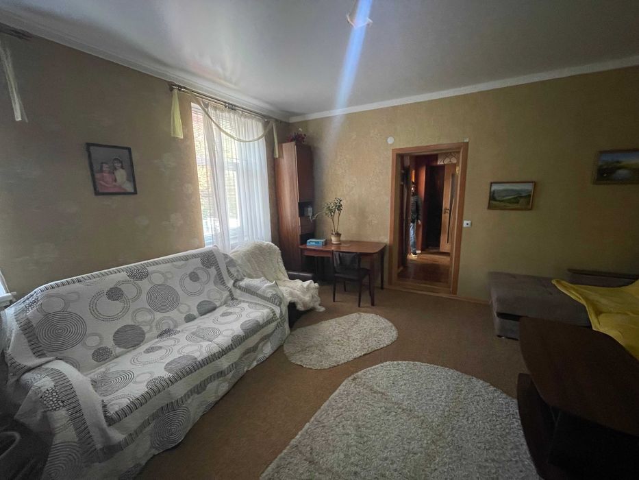 Оренда частини будинку, польські фільварки