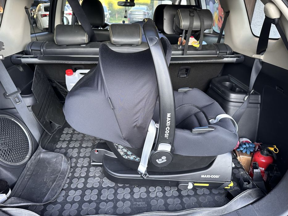 Fotelik Nosidełko z bazą isofix Maxi Cosi I-Size