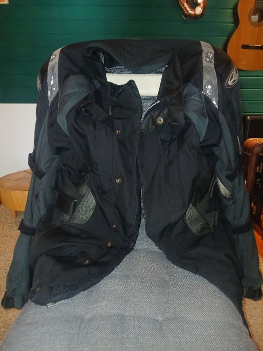 Casaco de Mota c/ Ombreiras e Cotovereiras