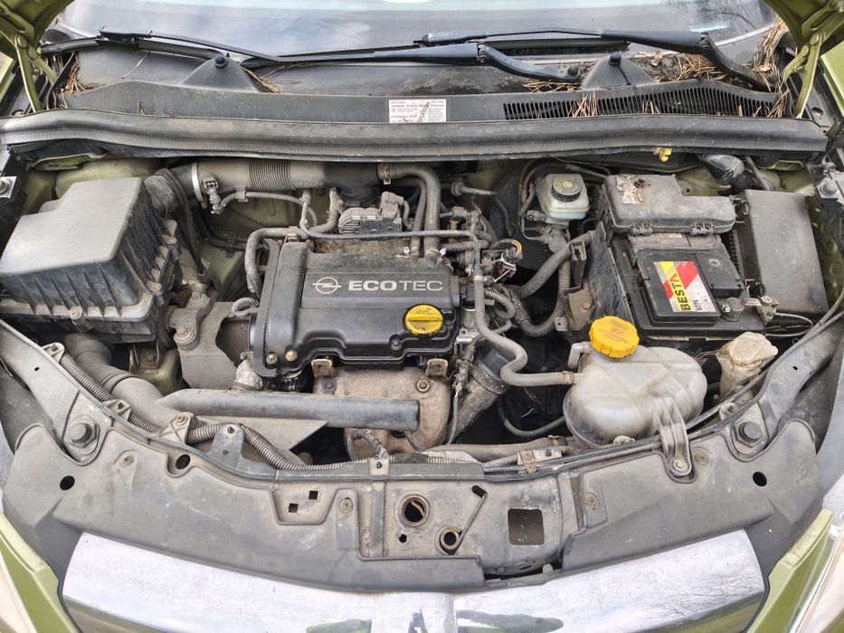 Opel Corsa   1.0
